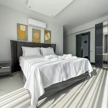 Jupiter Villa *